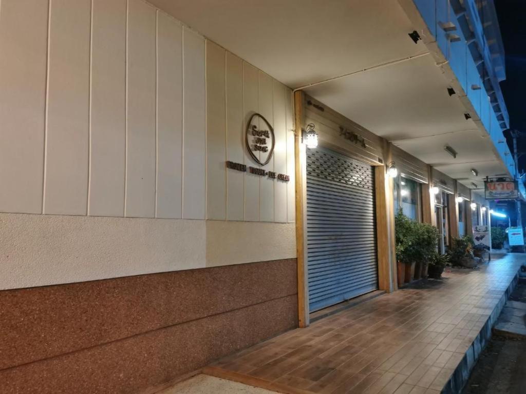 Supak Hotel Kalasin Luaran gambar