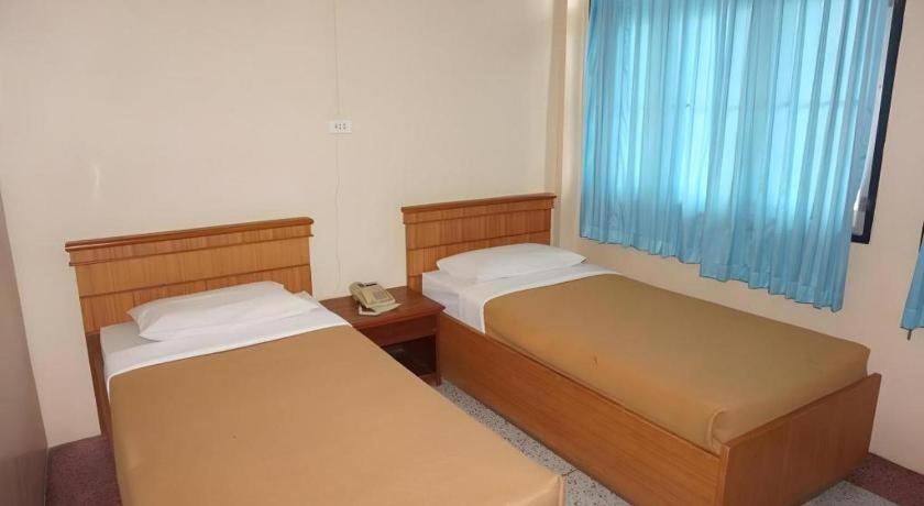 Supak Hotel Kalasin Luaran gambar