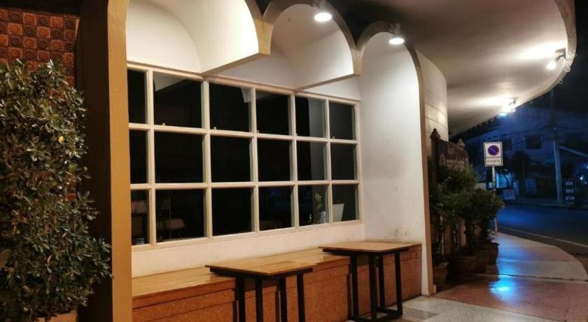 Supak Hotel Kalasin Luaran gambar