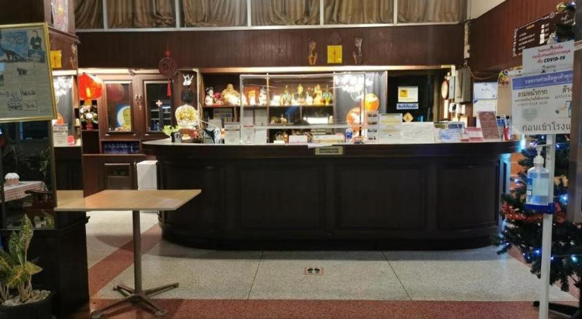 Supak Hotel Kalasin Luaran gambar